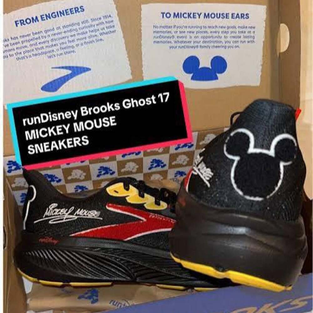 Limited edition runDisney x Brooks Women’s Ghost 17 Mickey Mouse Size 11